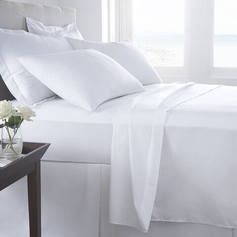 Lenjerie de pat pentru doua persoane, Boutique Percale, 4 piese, amestec bumbac, TC 200, 130 gr/mp, alb