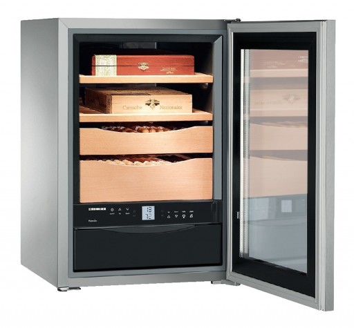 Humidor trabucuri Liebherr Premium ZKes 453 2 rafturi din lemn de cedru clasa G Inox